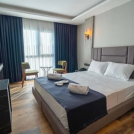 Hotel Comfort Point Three