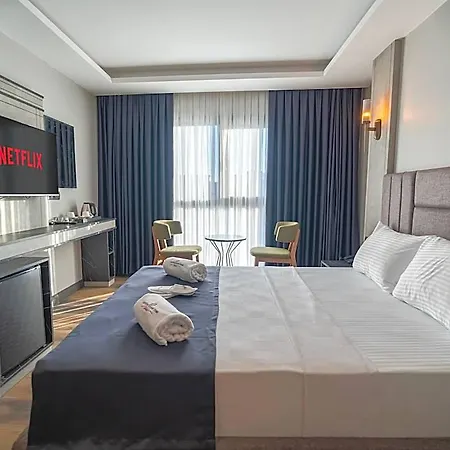 Hotel Comfort Point Three